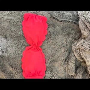 Women’s strapless bathing suit top